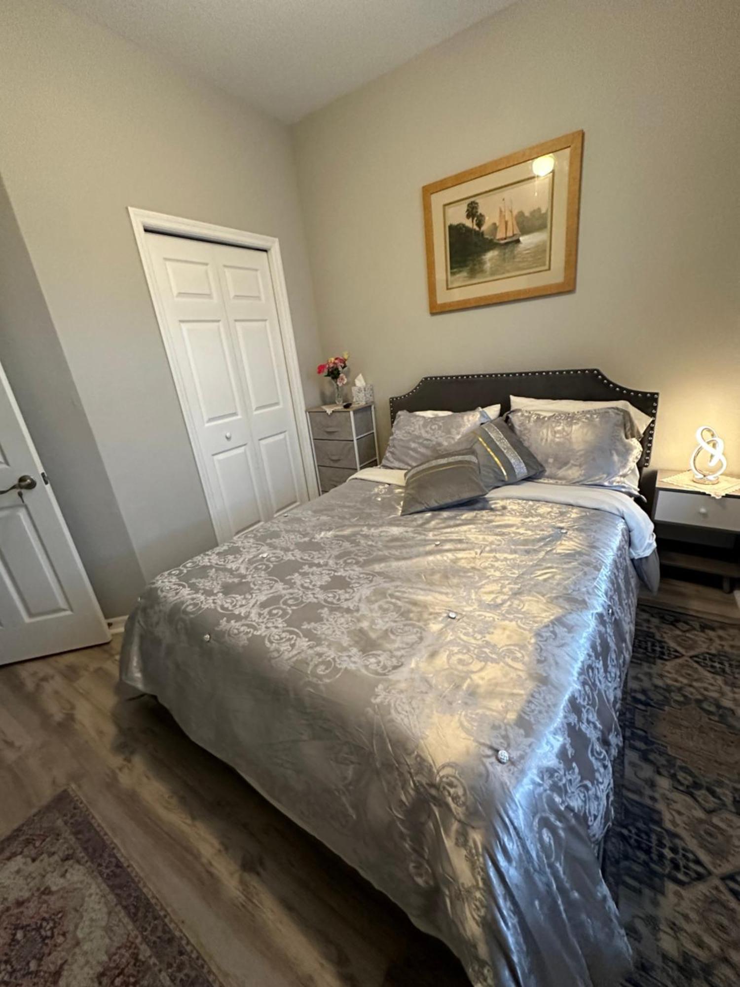 Quiet Room In A Family Home Lehigh Acres Exterior photo