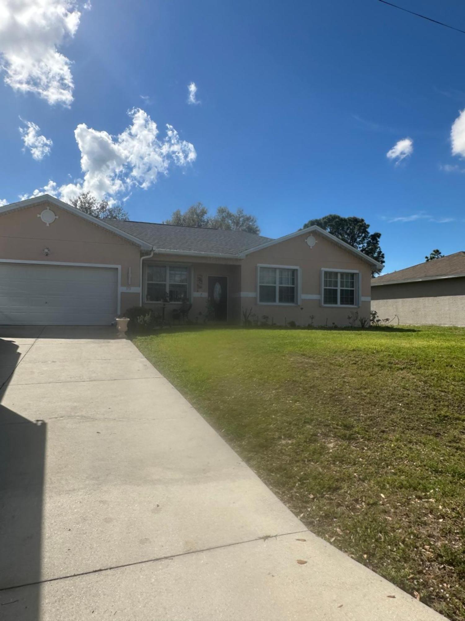 Quiet Room In A Family Home Lehigh Acres Exterior photo